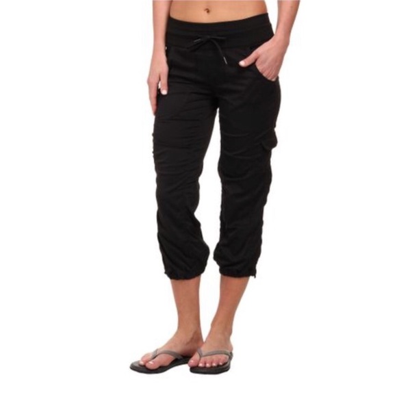 The North Face Pants - The north face Aphrodite capri Pants joggers black size 2X